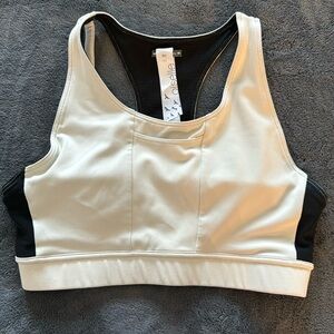 Oiselle Pockito Bra
